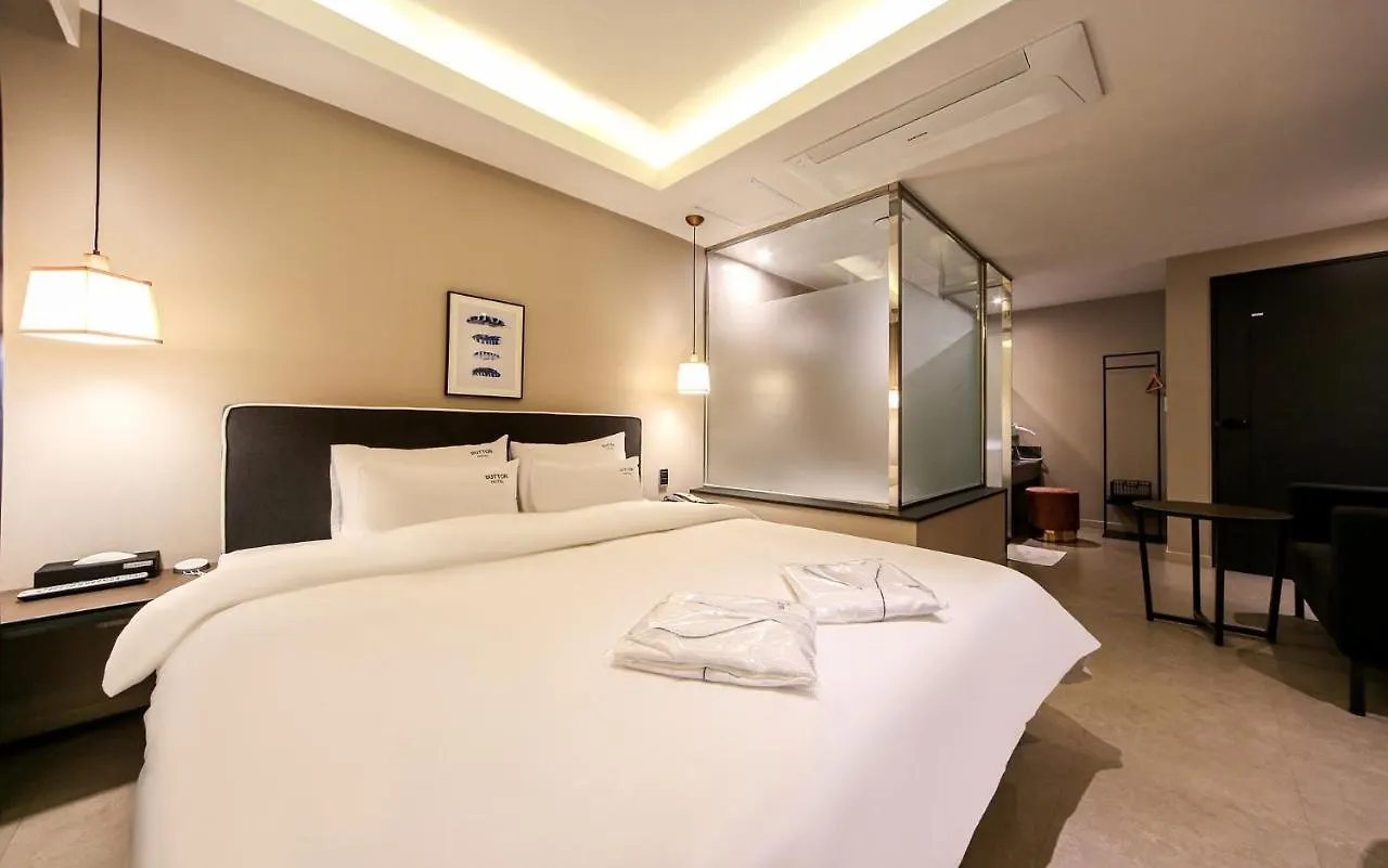 Nampo Button Hotel Busan