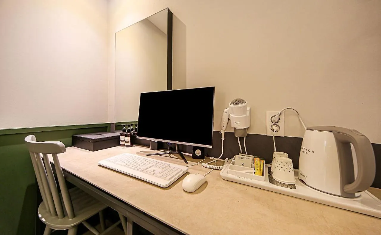Nampo Button Hotel Busan