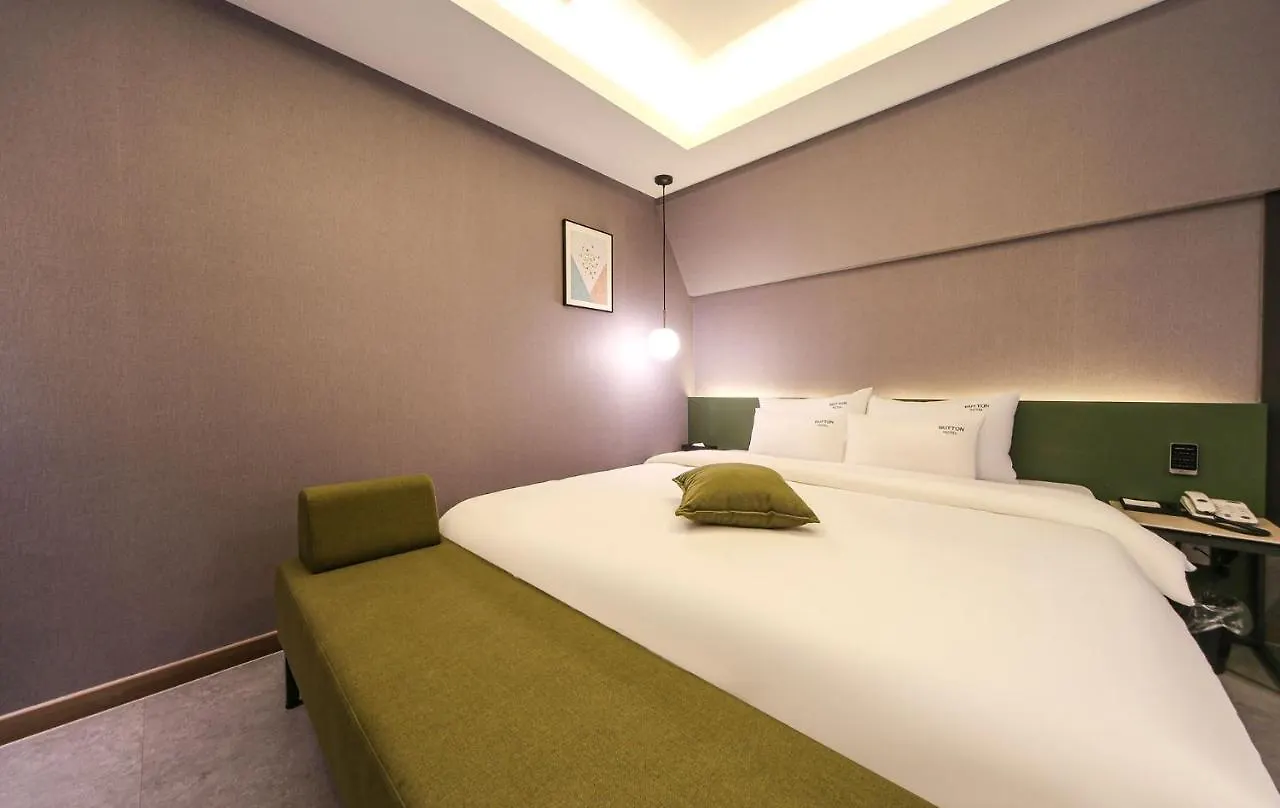 Nampo Button Hotel Busan